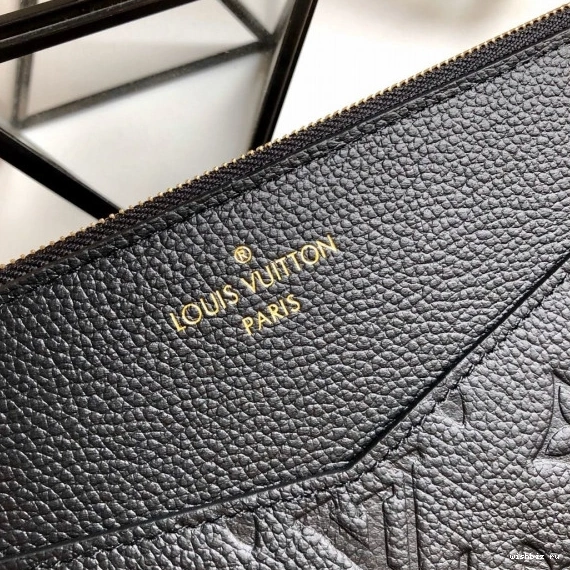 WIS POCHETTE MÉLANIE MM LOUIS VUITTON 0926